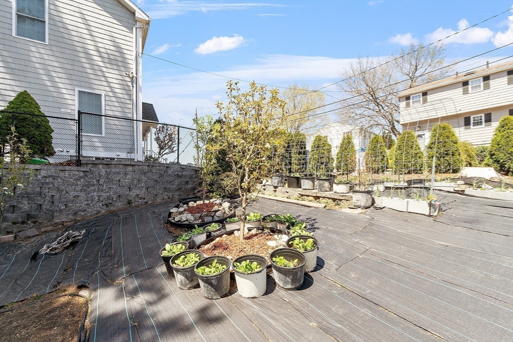 5 Spinney St # 1