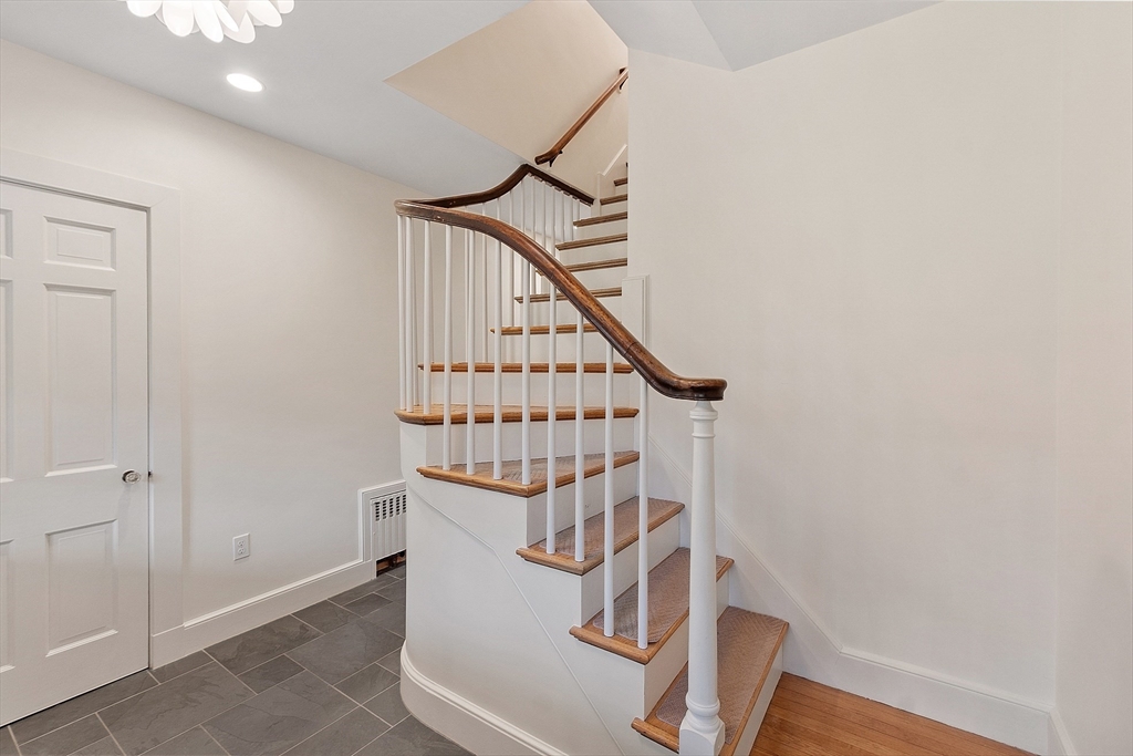 229 Fairhaven Hill Rd