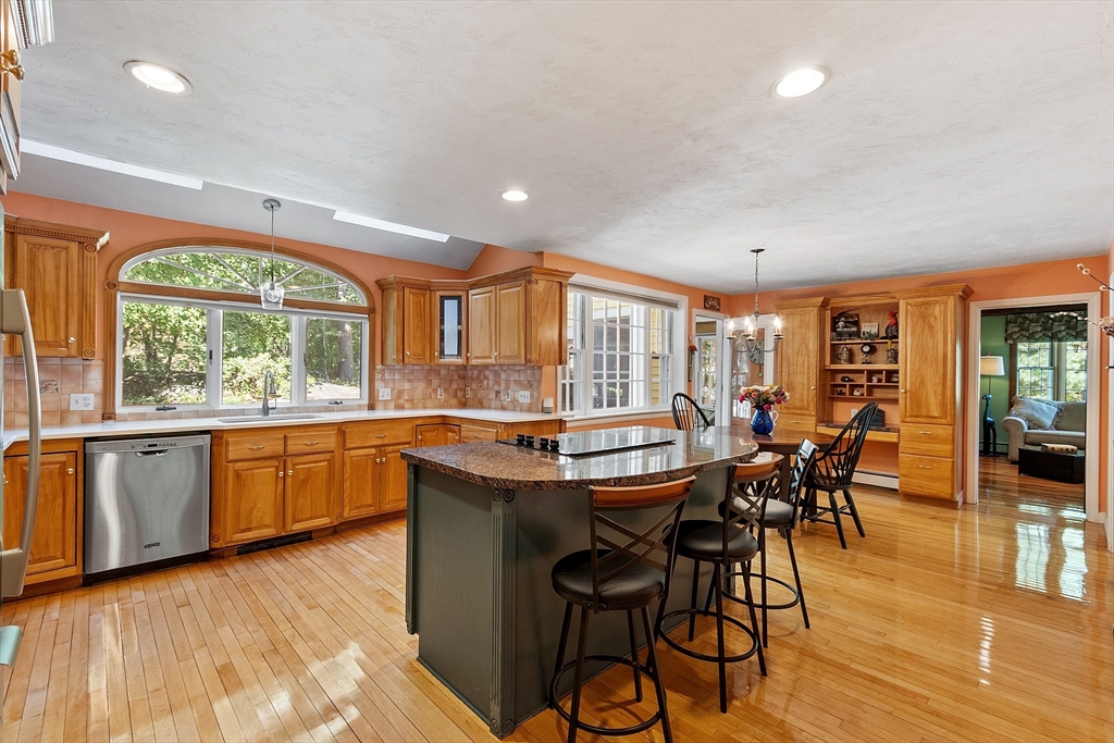 27 Lincoln Drive