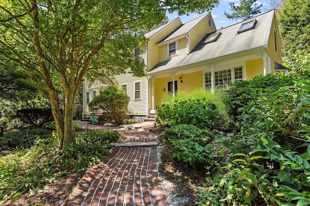 27 Lincoln Drive