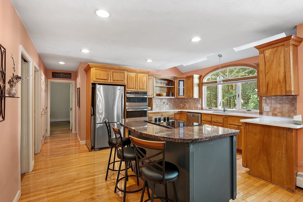 27 Lincoln Drive