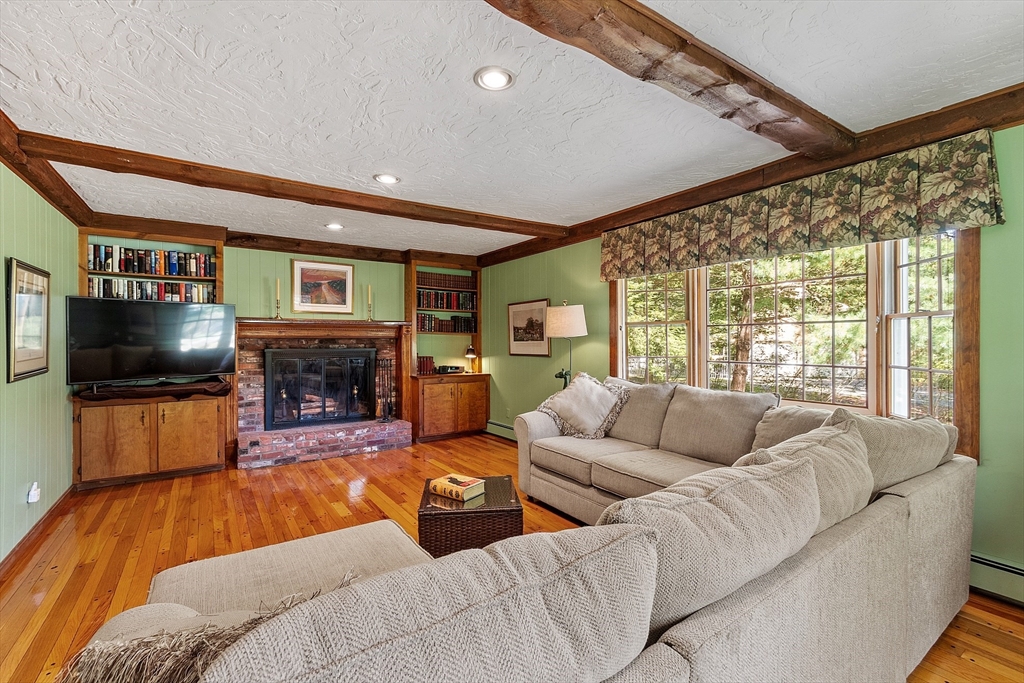 27 Lincoln Drive