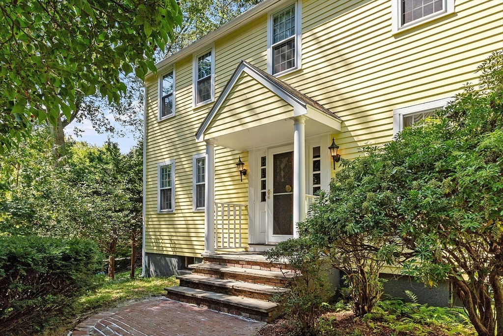 27 Lincoln Drive