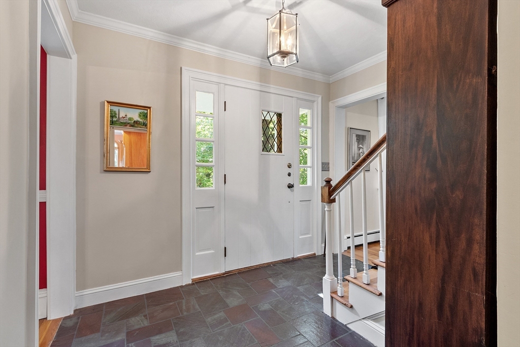 27 Lincoln Drive