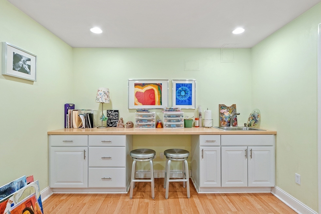 144 Harrington Ave