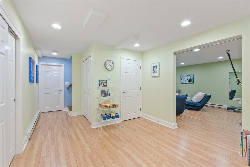 144 Harrington Ave