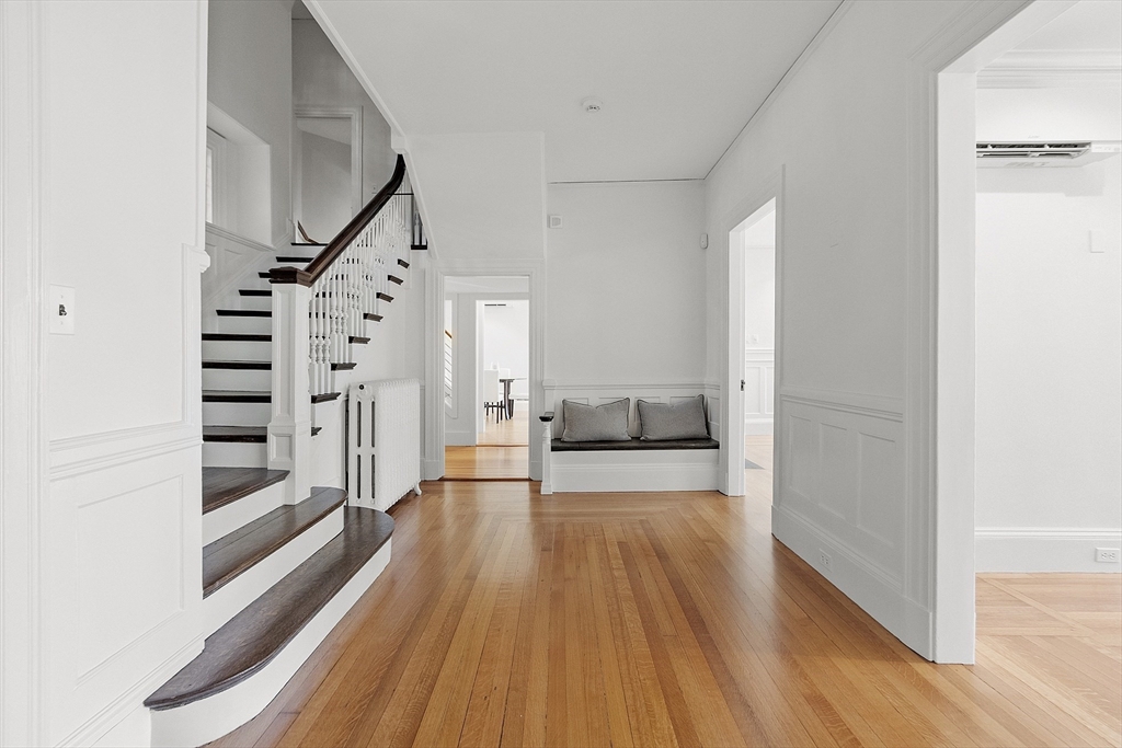 46 Wood St
