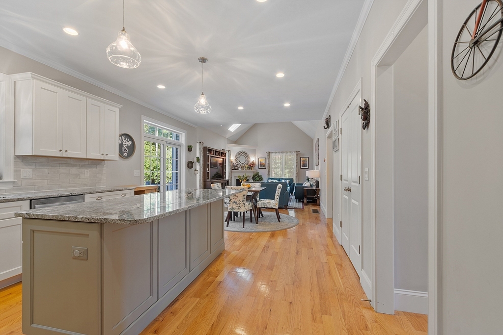 37 Hosmer Street