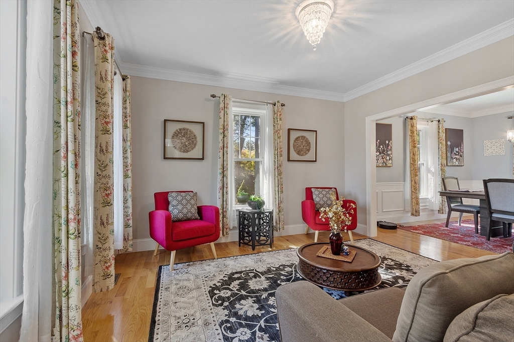 37 Hosmer Street