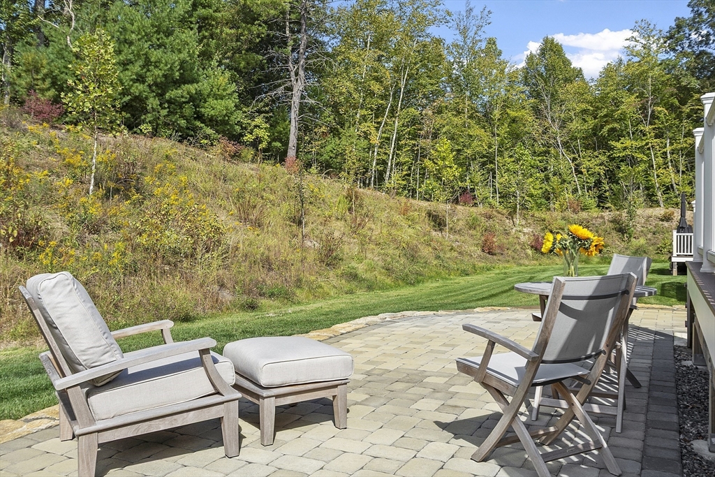 121 White Pond Way # 121