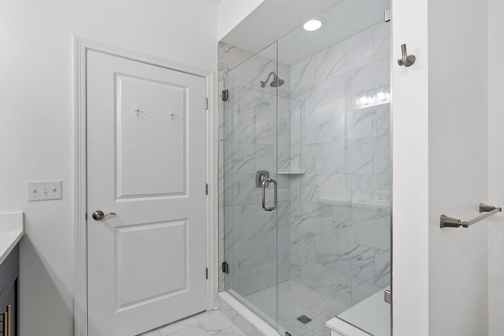 121 White Pond Way # 121