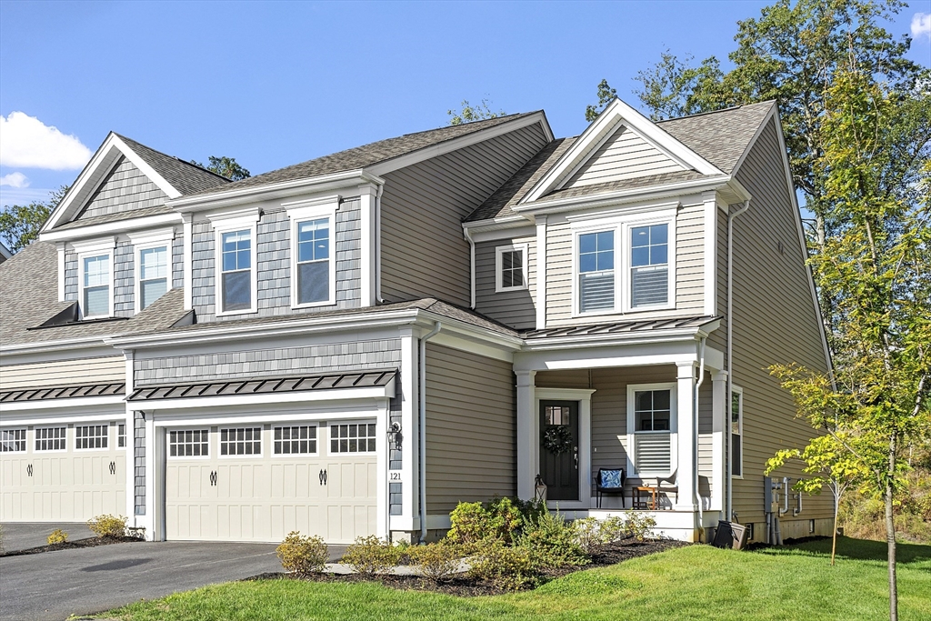 121 White Pond Way # 121