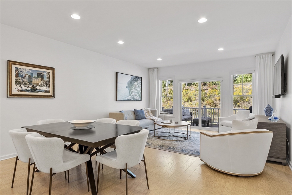 121 White Pond Way # 121