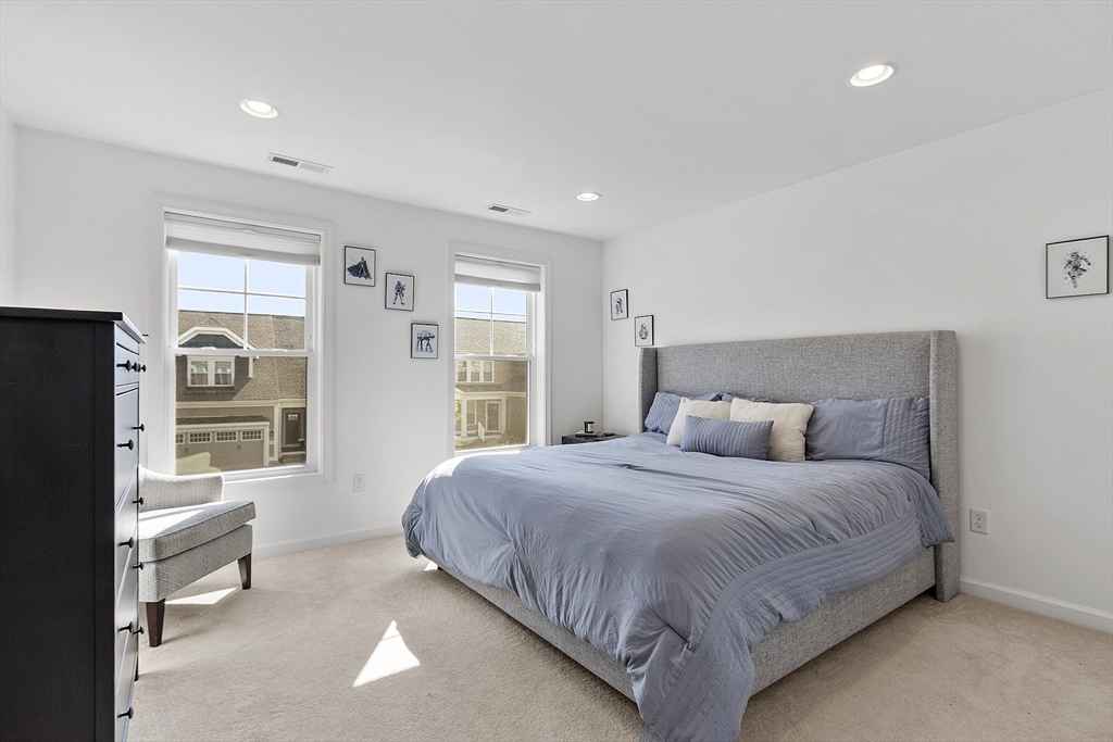 121 White Pond Way # 121