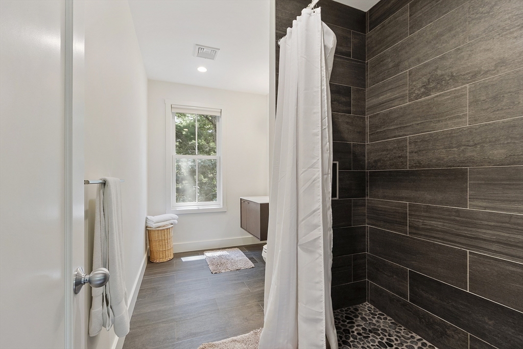 9A Ashley Road