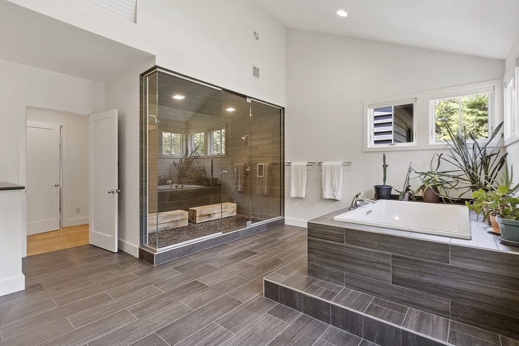 9A Ashley Road