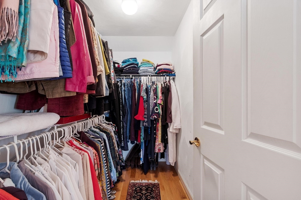 22 Center Village Dr # 22