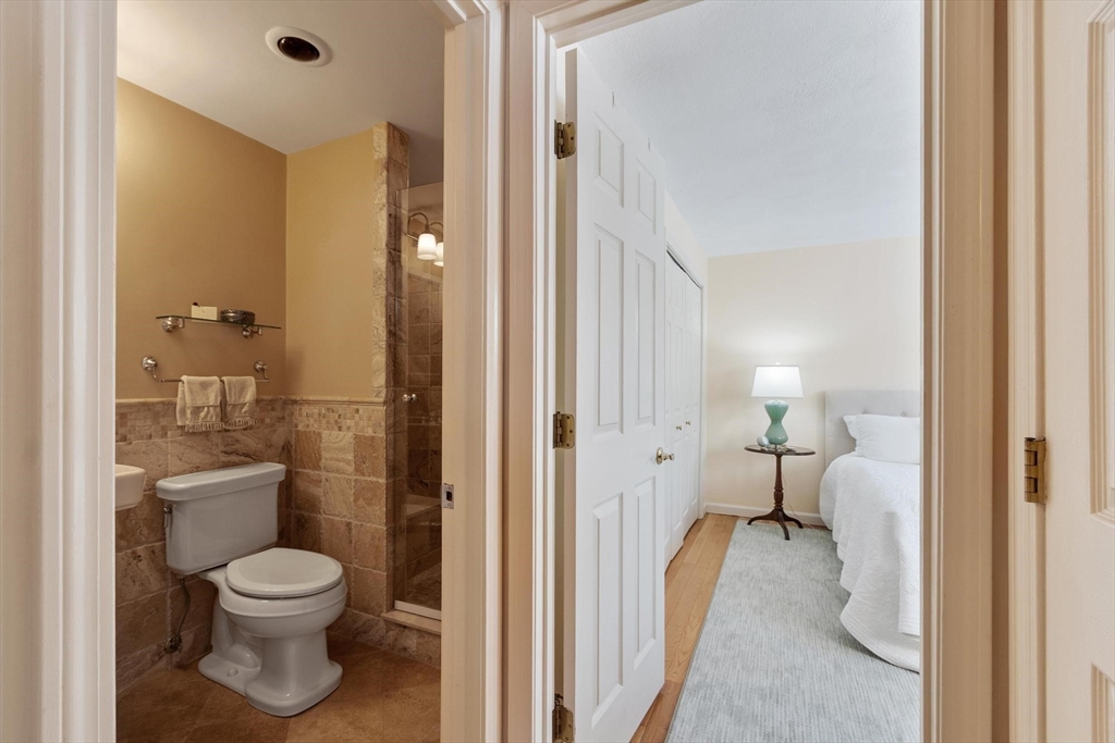 22 Center Village Dr # 22