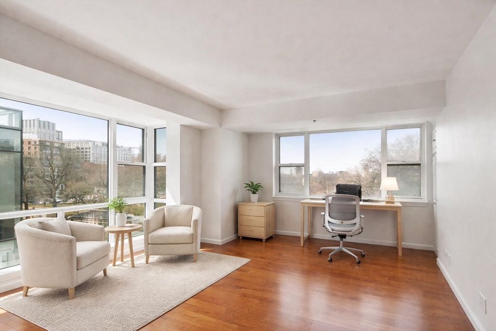 170 Tremont St # 504