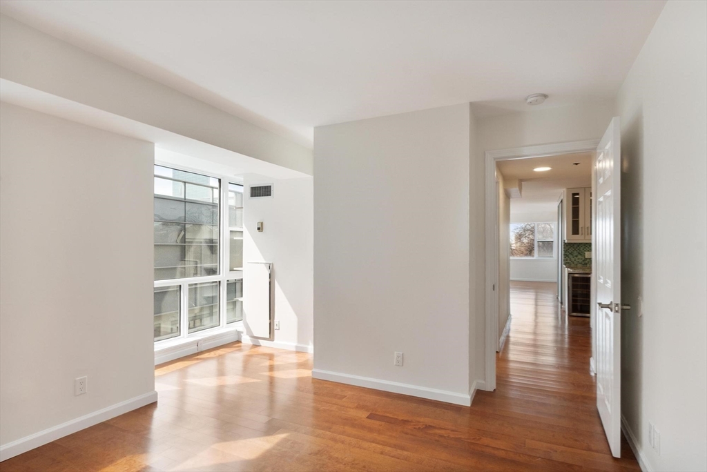 170 Tremont St # 504