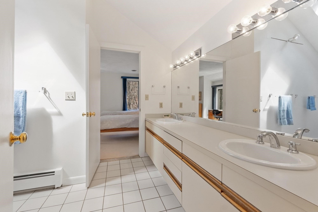 781 Strawberry Hill Rd