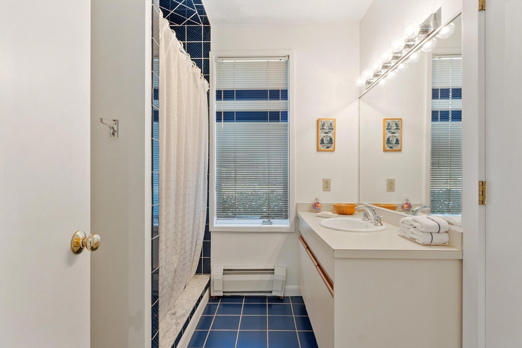 781 Strawberry Hill Rd