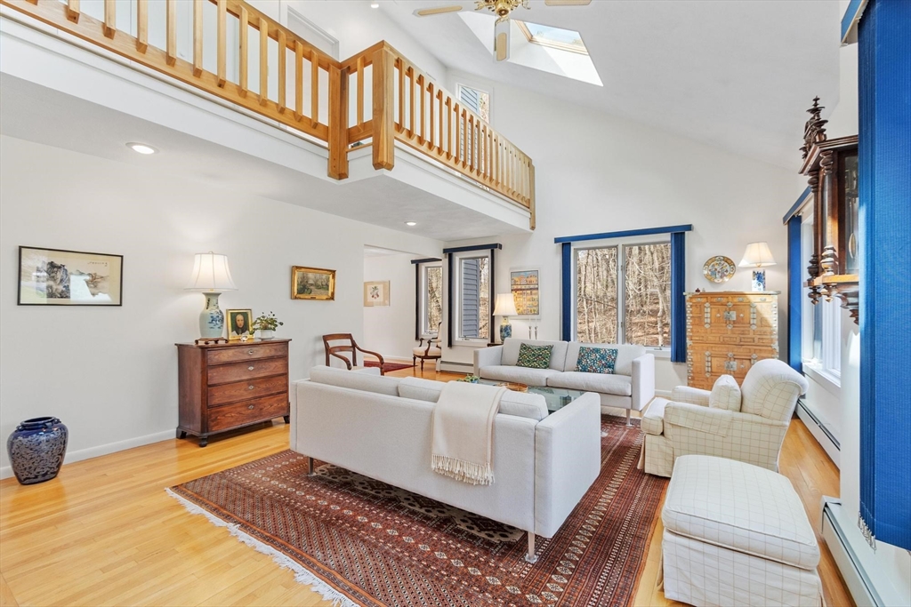 781 Strawberry Hill Rd