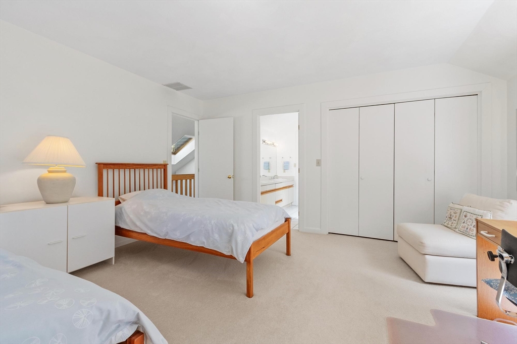 781 Strawberry Hill Rd