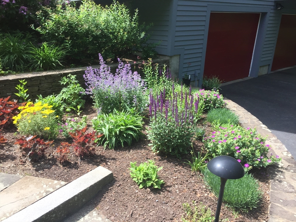 781 Strawberry Hill Rd