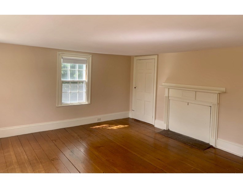 663 Lexington Rd