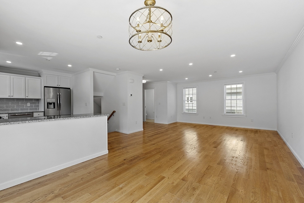 27 Mill St # D