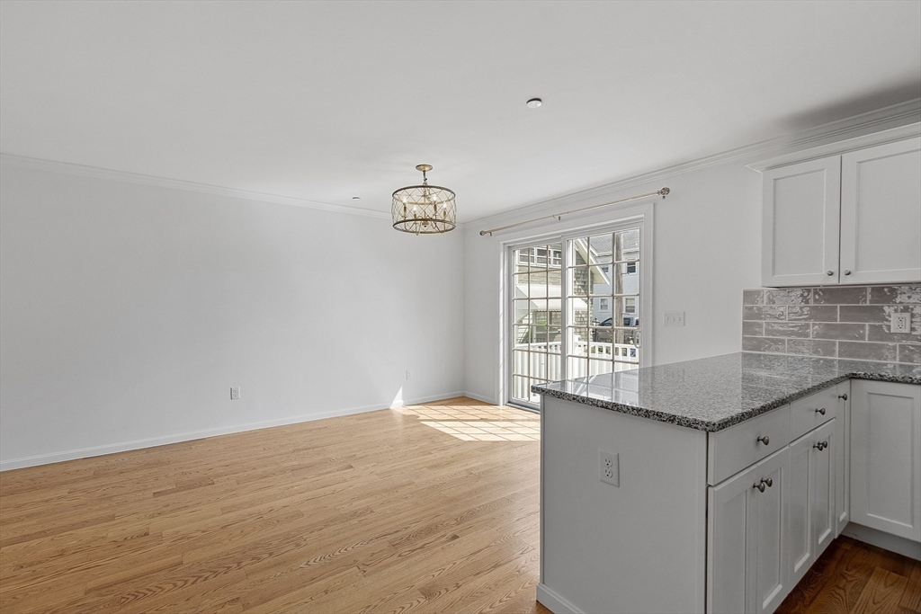 27 Mill St # D