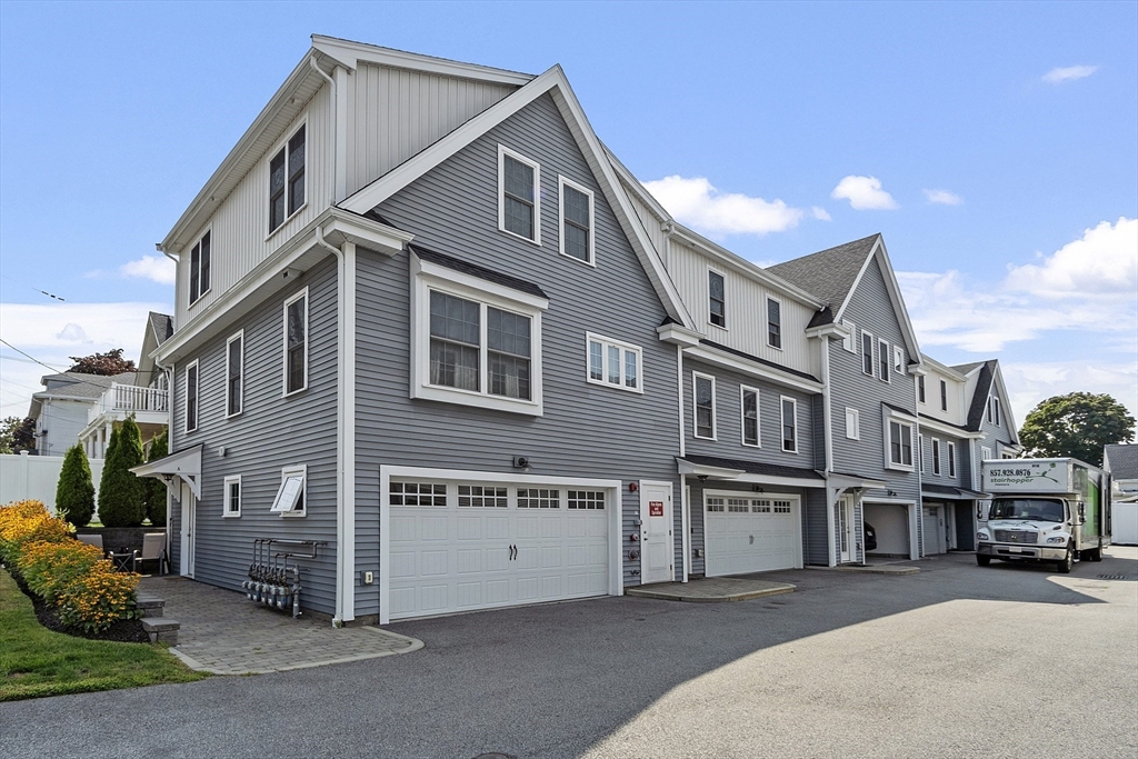27 Mill St # D