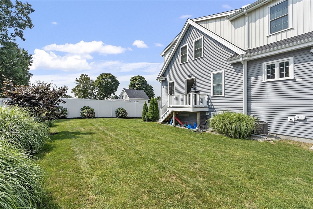 27 Mill St # D
