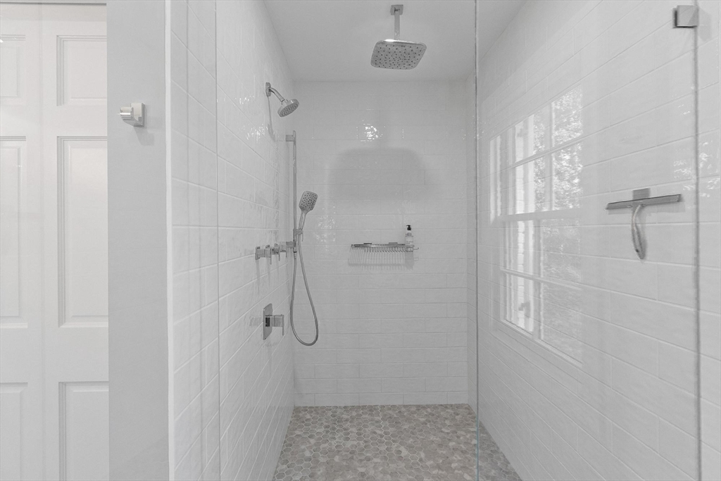 15 Blandford Dr