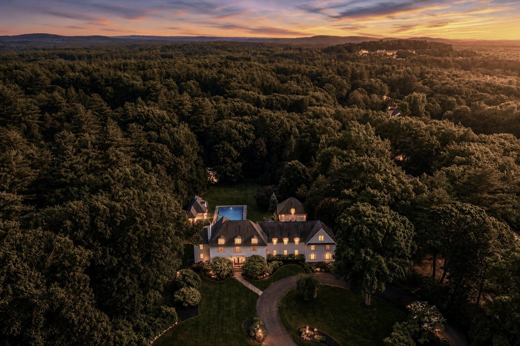 15 Blandford Dr