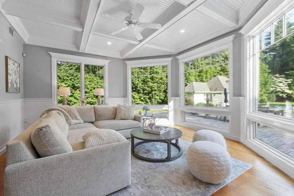 15 Blandford Dr