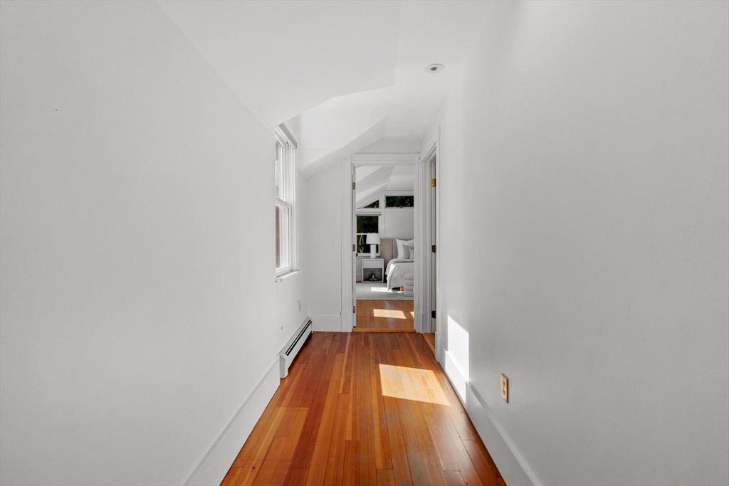 132 Cottage Street