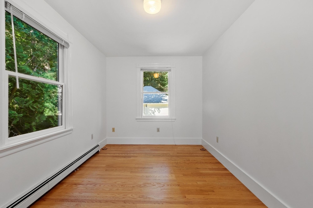132 Cottage Street