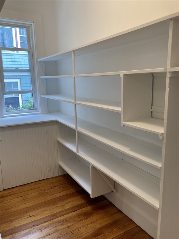 30 Falmouth St # 1