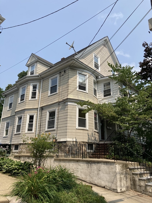 30 Falmouth St # 1