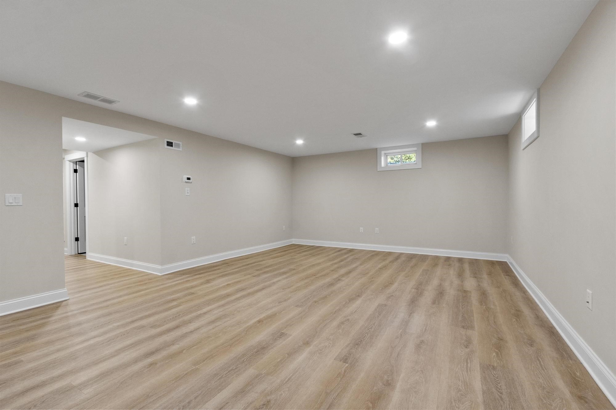 30 Harness Ln