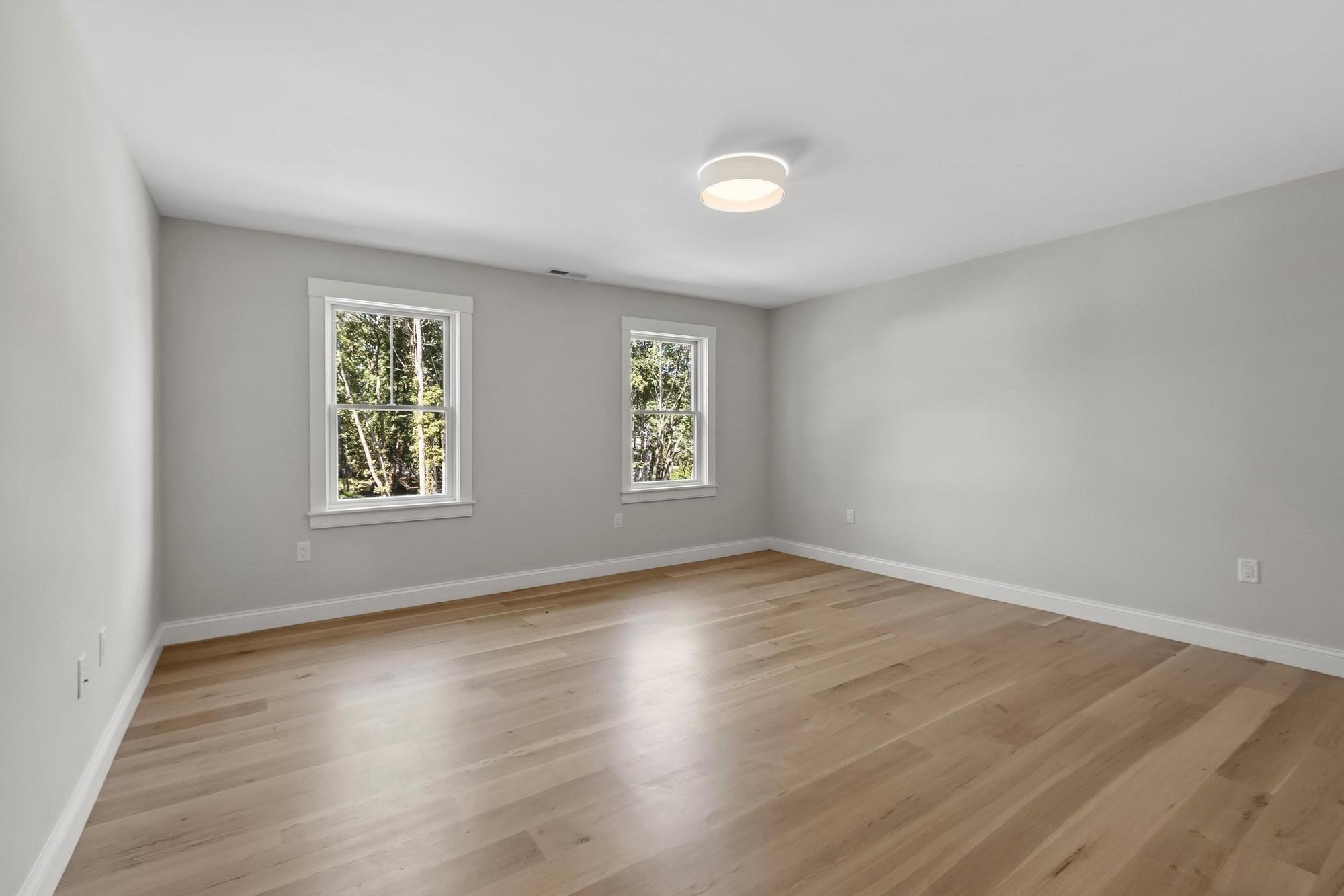 30 Harness Ln