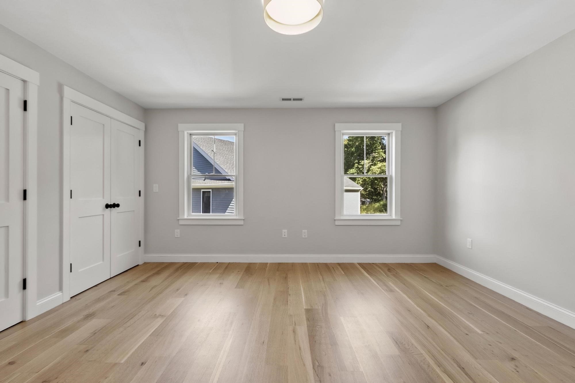 30 Harness Ln