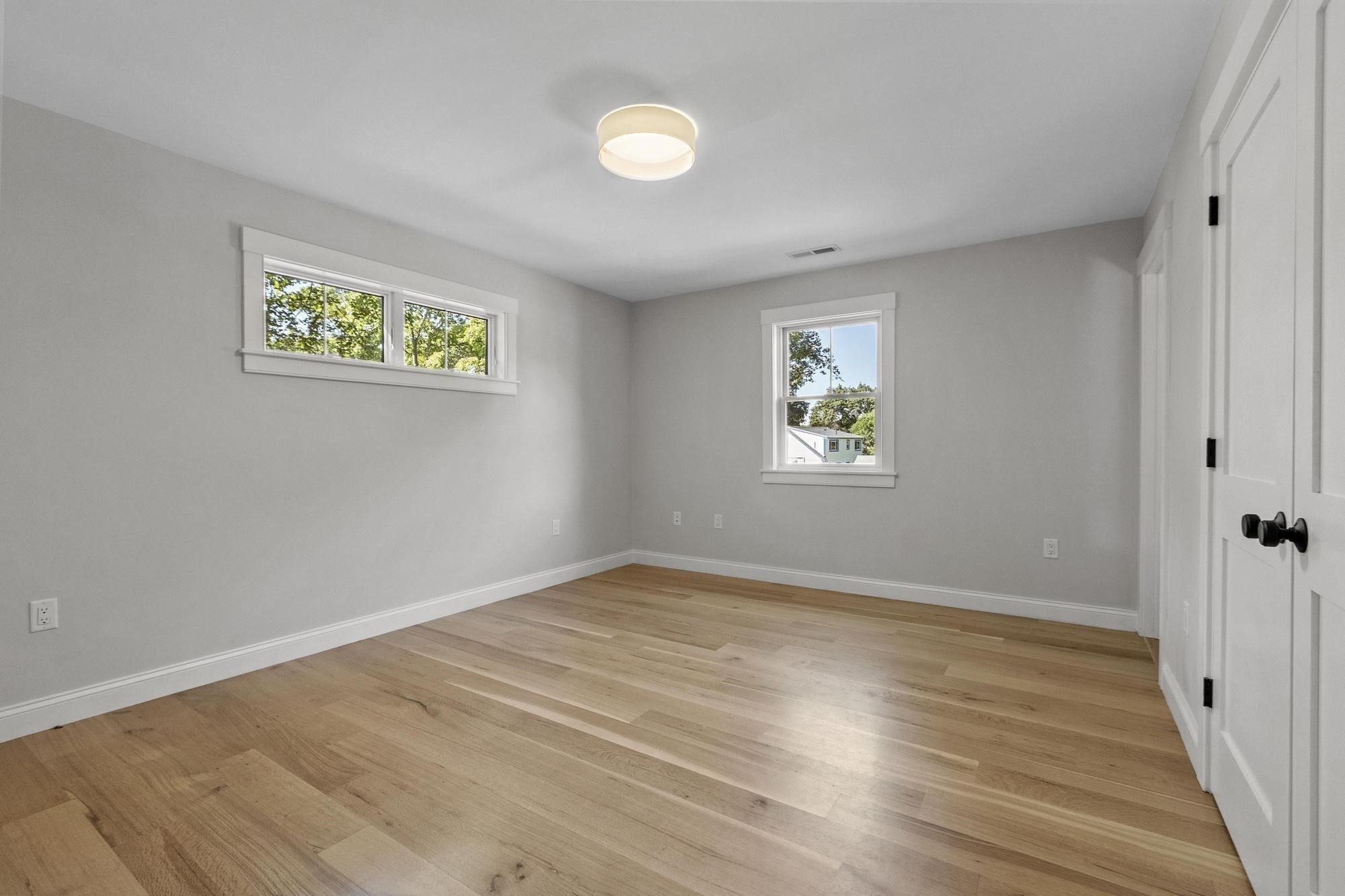 30 Harness Ln