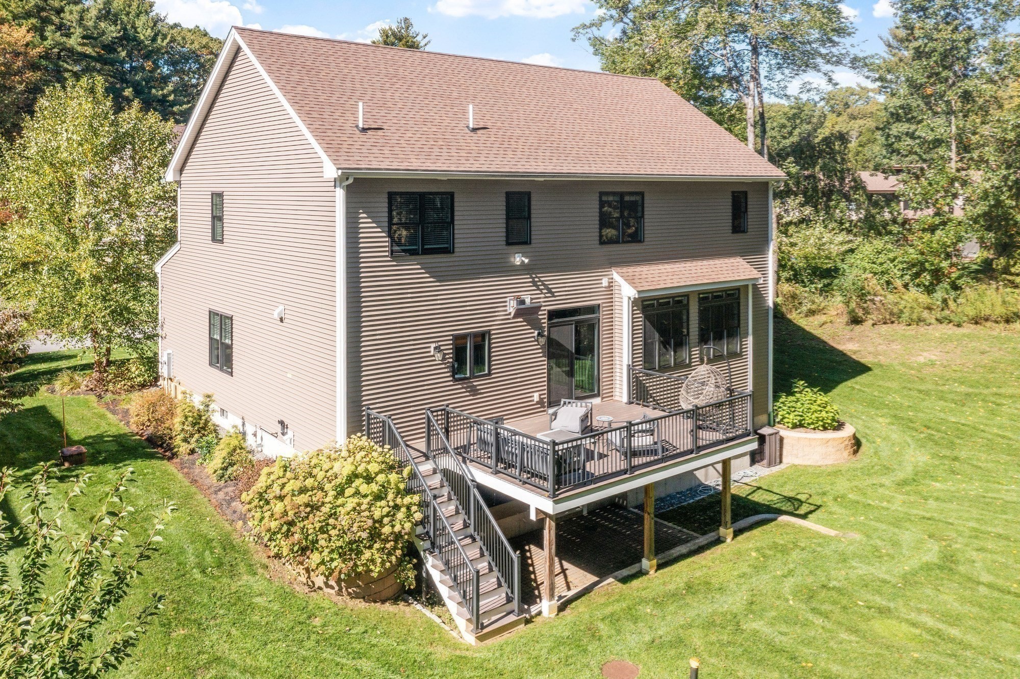16 Birch Ln # 3