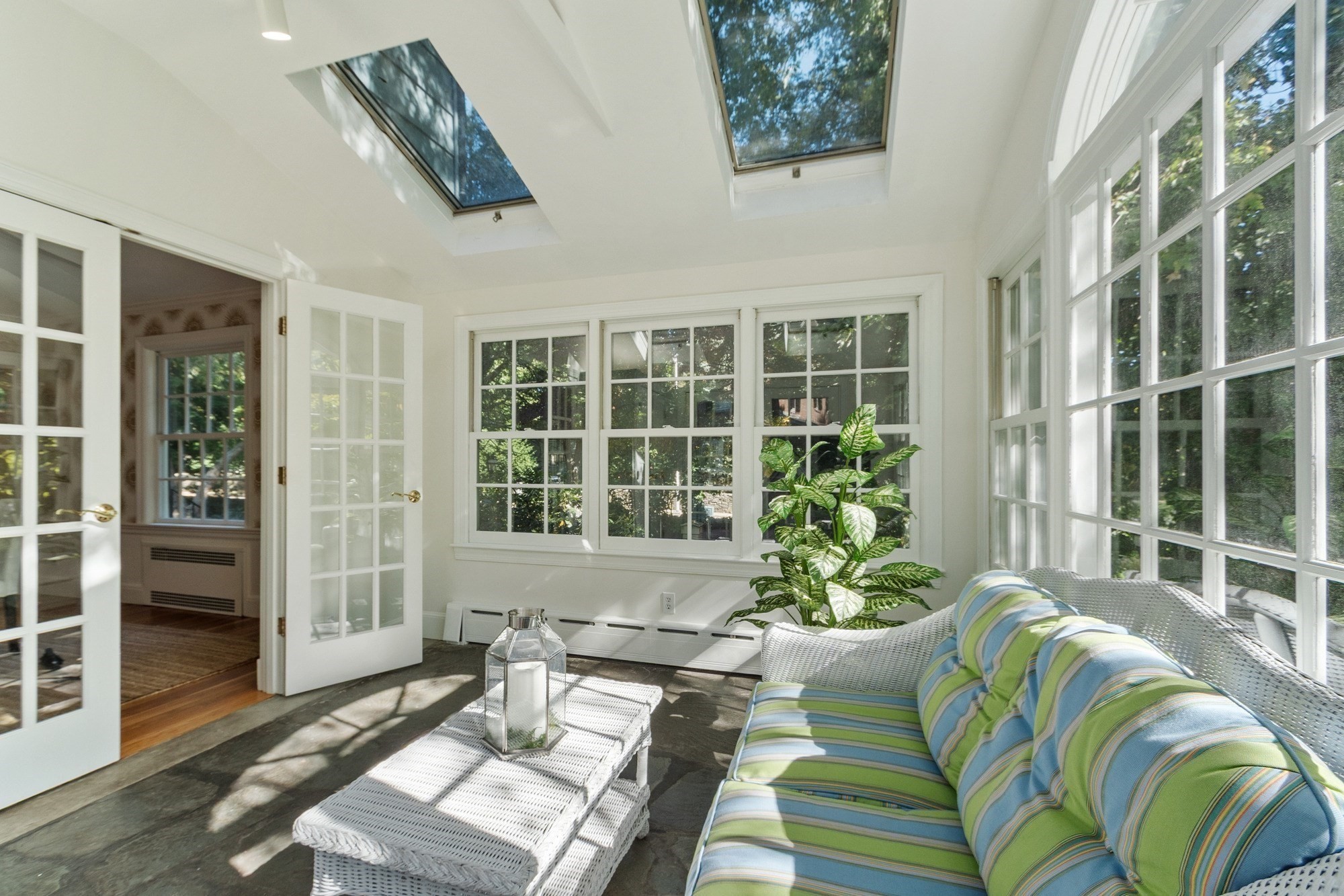 6 Prentiss Lane