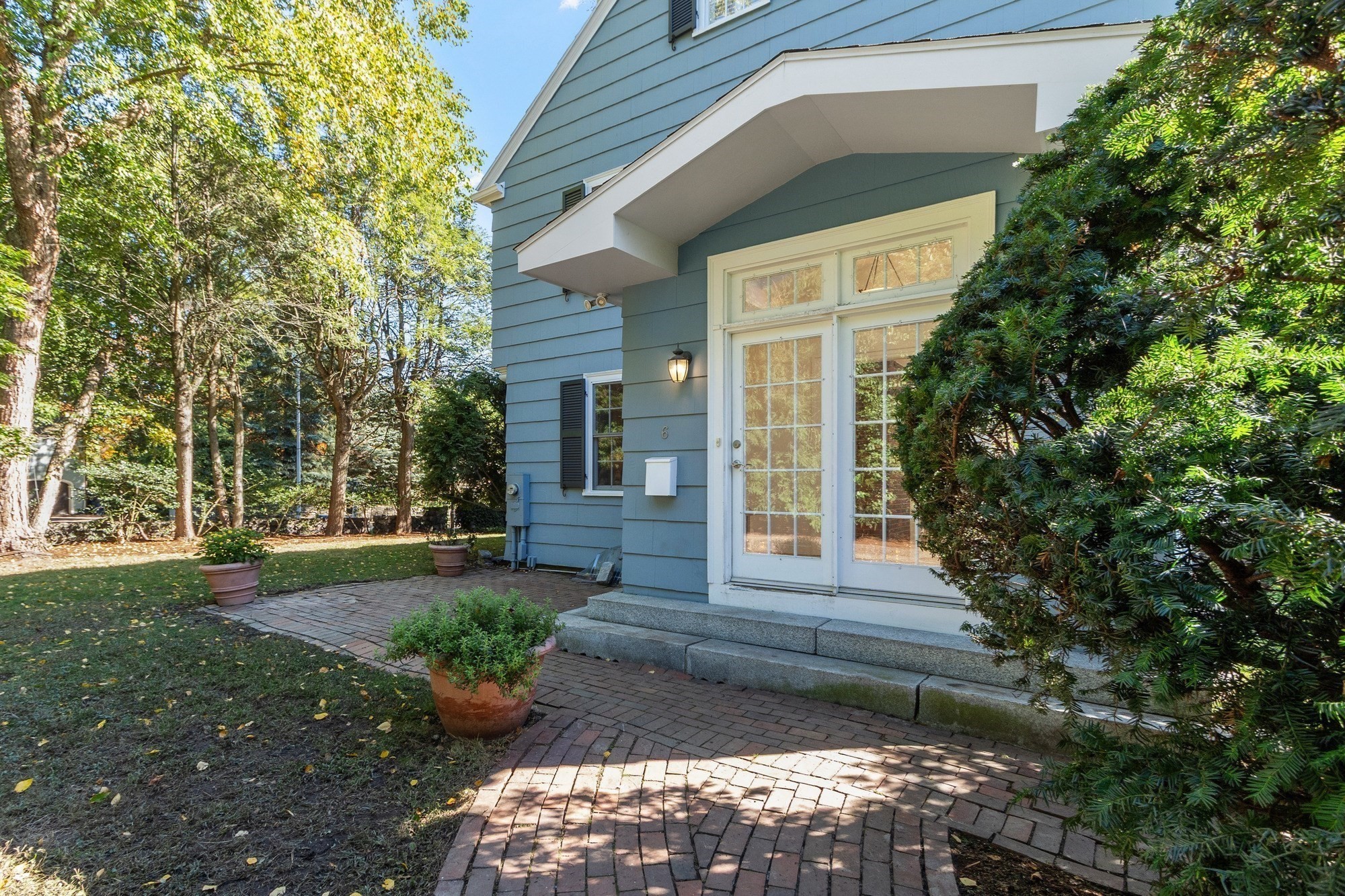 6 Prentiss Lane