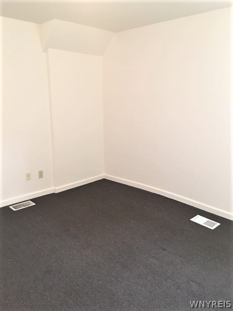 434 Richmond Avenue LOWER