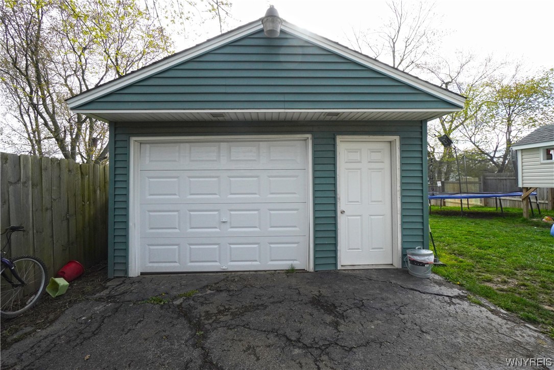 63 Yvonne Avenue